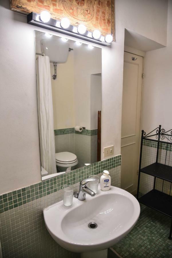 Stylish Apartment In Central Rome "Centro Storico" Exterior photo